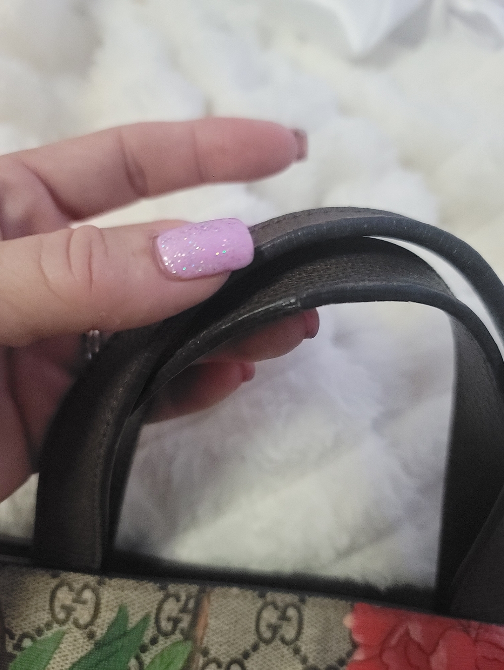 Gucci Tian Soft GG Supreme Tote - Picture 10 of 15